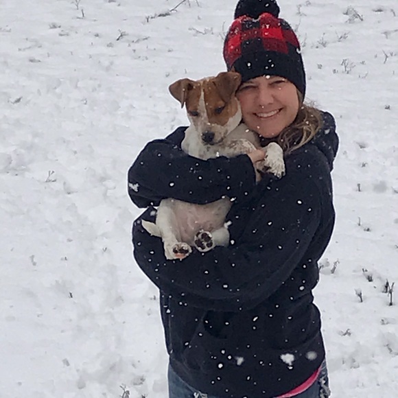 Welcome To My Closet!! 🤗 - Picture 2 of 2